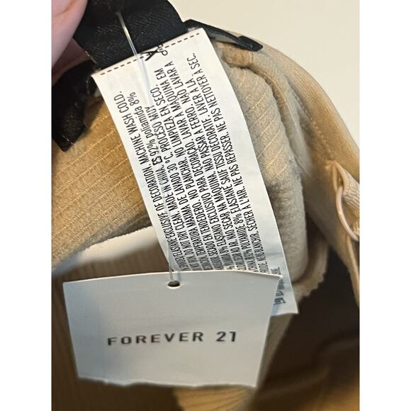 Forever 21 Tan Crop NWT Comfy Core Size M Fast Shipping - Picture 5 of 10